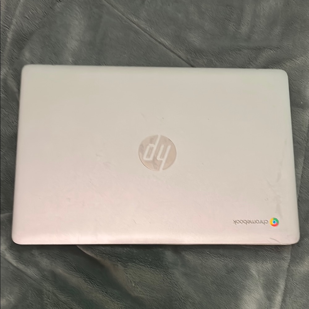HP Silver Laptop with Sleek Design and Chrome OS